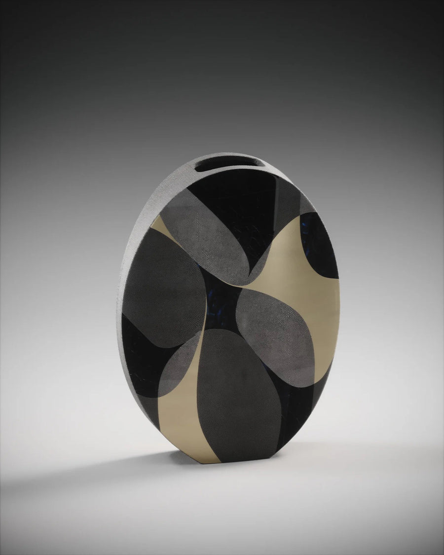 Peacock Oval New York Vase